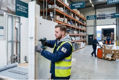 Assembly worker (with construction experience)