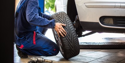 Padangų mechanikas (€375-€425 į rankas/savaitę)