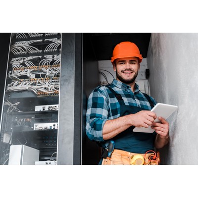 Team of E/I Technicians with VCA - possible for individual candidates (€650 net per week)