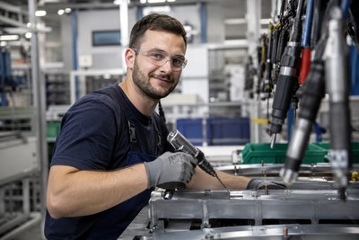 Assembly Worker (Aerospace Industry, Clean Criminal Record) (€540 net per week)