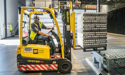 Reach truck driver (with clean criminal record and experience)