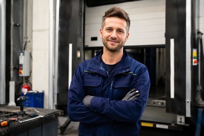 Service Mechanic (€575 – €610 net per week)