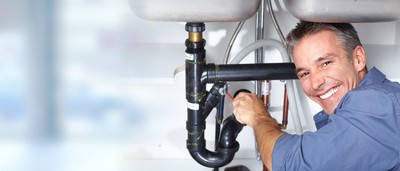 Plumber (€540 - €620 net per week)