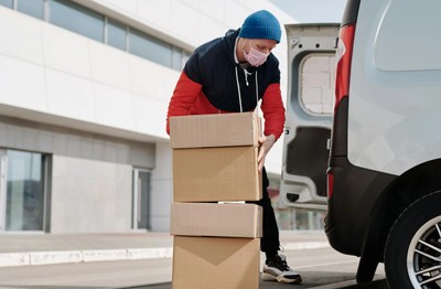 Sorting Packaging Employee