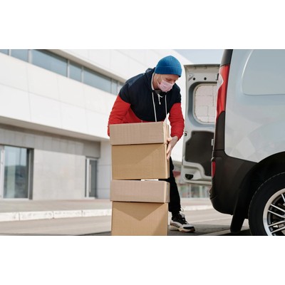 Sorting Packaging Employee