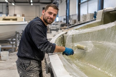 Laivu laminētājs (€520 neto/nedēļā)