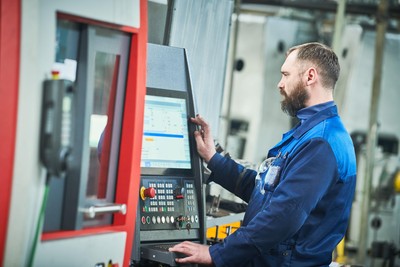 Operatore CNC junior (con poca esperienza) €450 netti a settimana