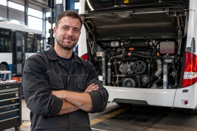 Buszszerelő (650–680 € nettó/hét)